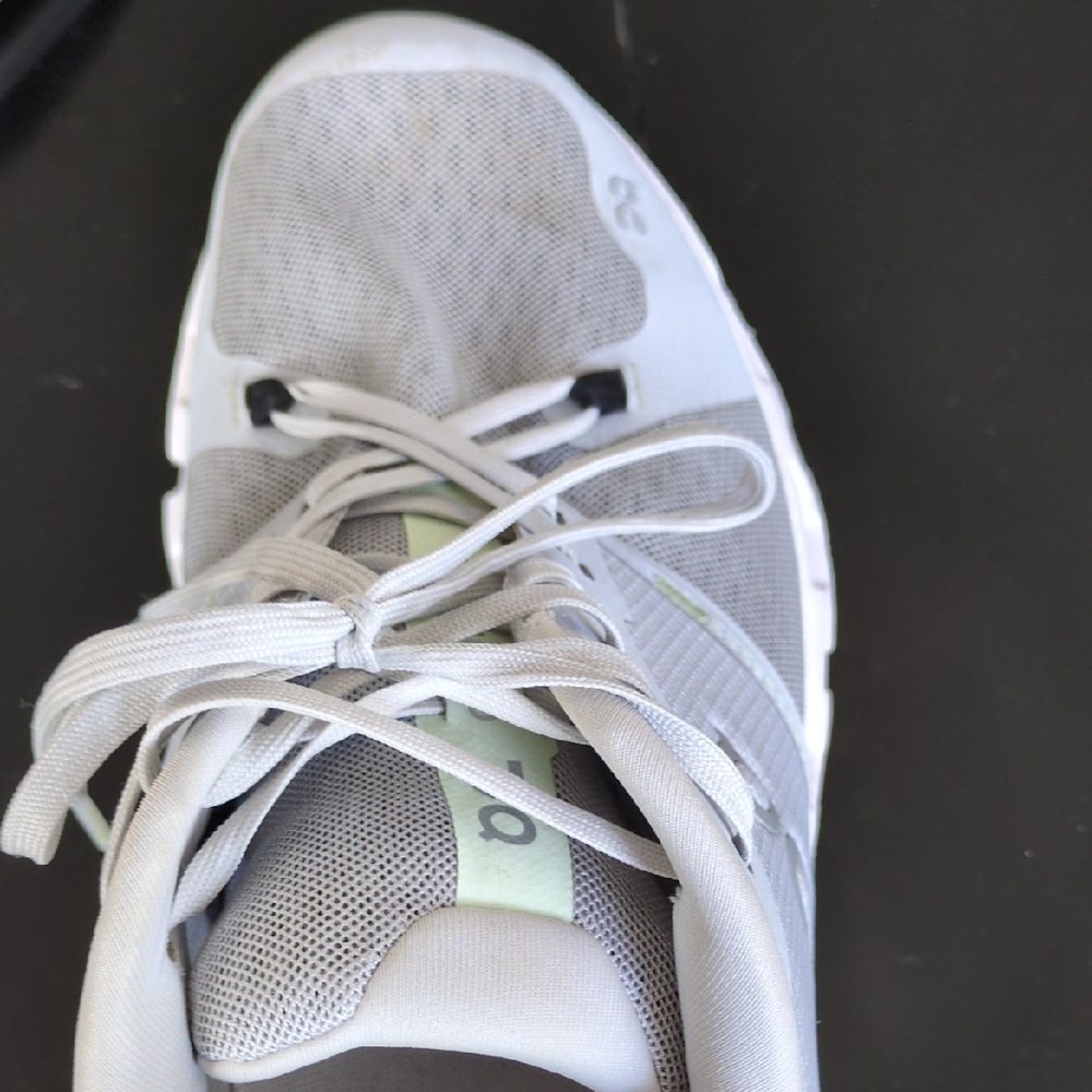 Cloudtec Sole Athletic Shoes - Picture 4 of 16